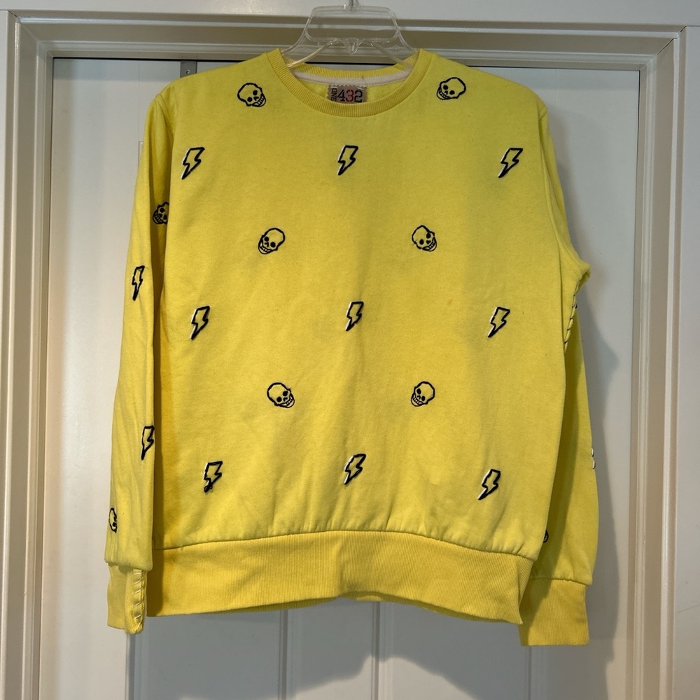 One432 skeletor sweatshirt